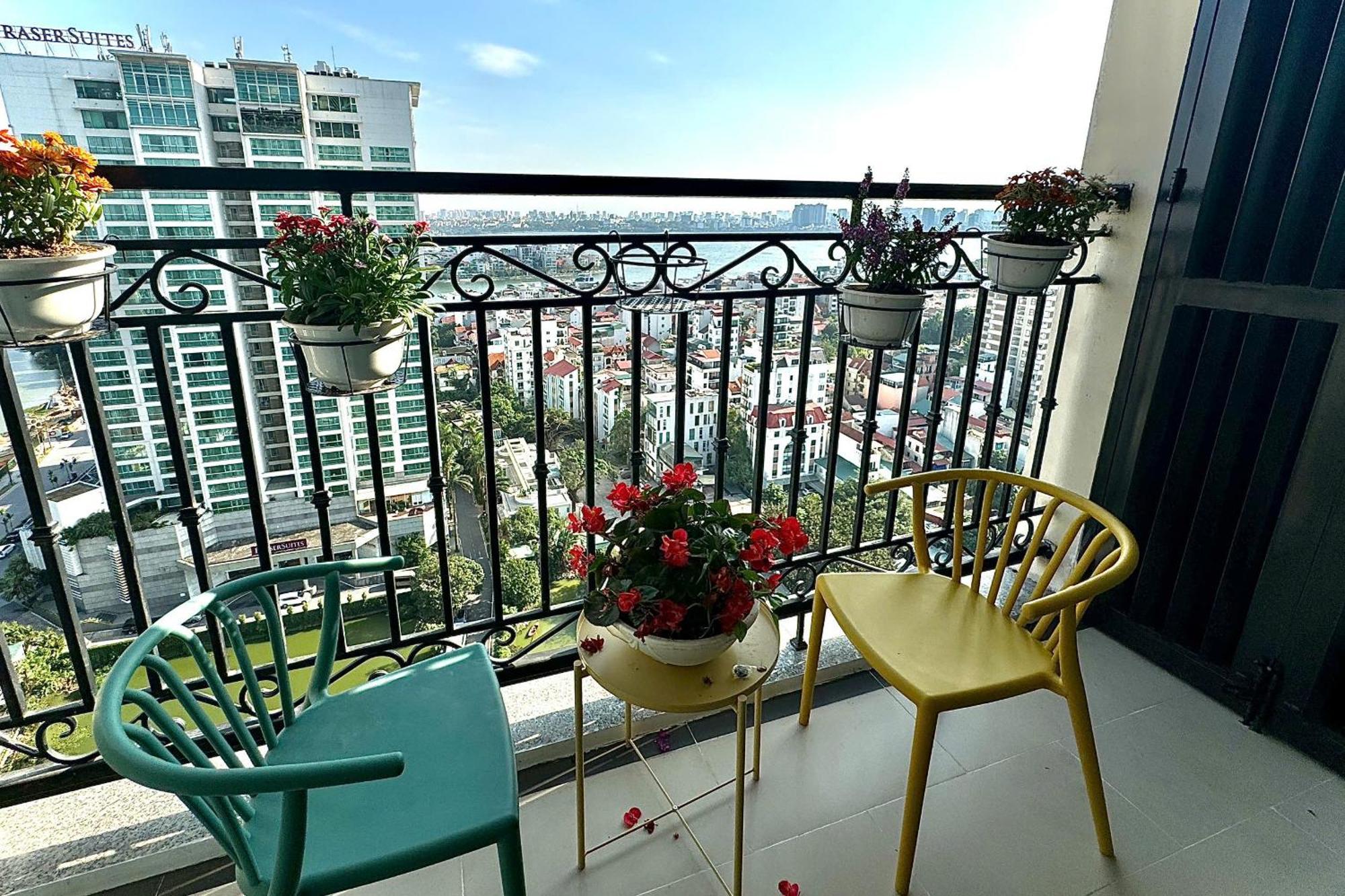 D'Leroi Soleil - Westlake Suite & Apartment Ханой Экстерьер фото